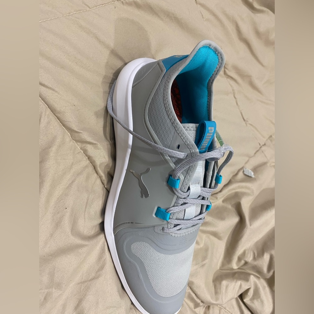 Ignite Fasten8 Womens pumas size 12